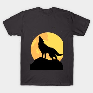 howling at the moon T-Shirt